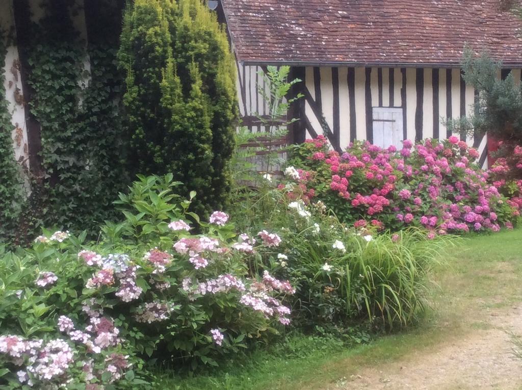 Bed and Breakfast La Boursaie à Livarot-Pays-d'Auge Extérieur photo