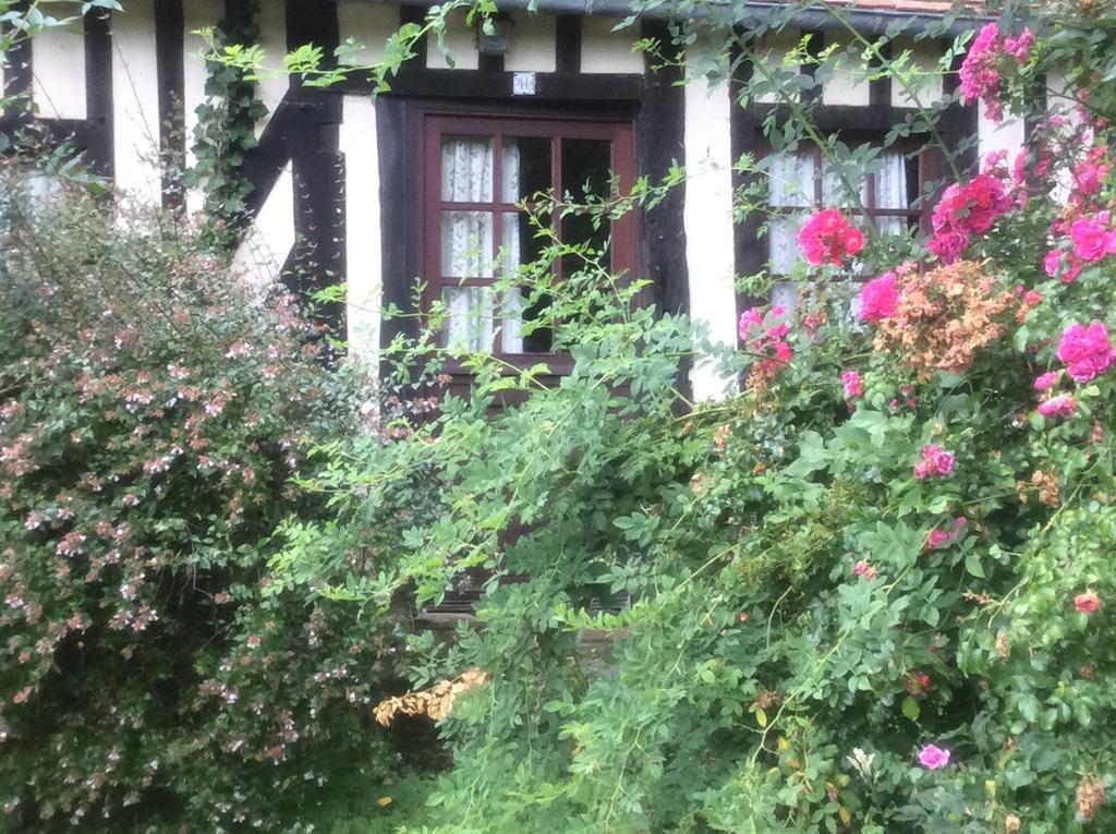 Bed and Breakfast La Boursaie à Livarot-Pays-d'Auge Extérieur photo
